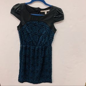 CHELSEA & VIOLET DRESS